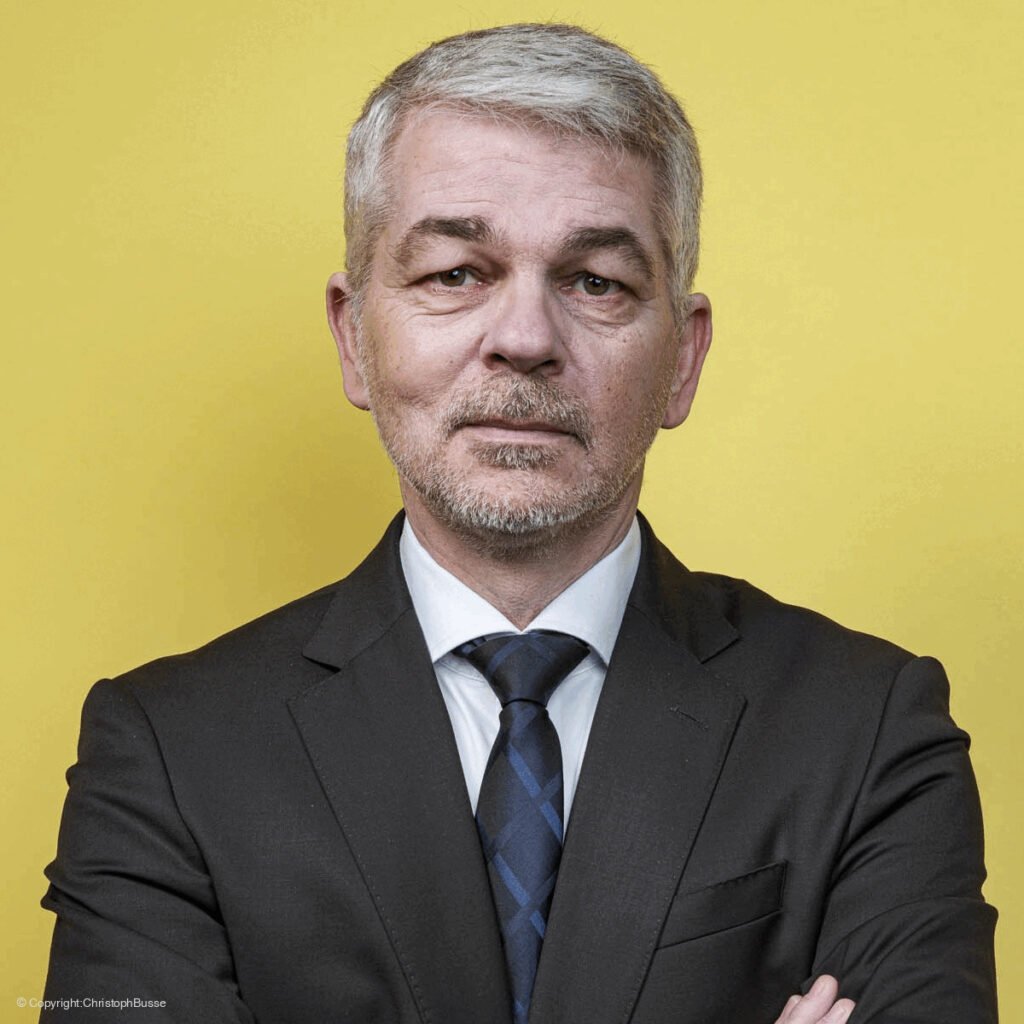 Mit wem ist Carlo Masala verheiratet? Alle Fakten zum Privatleben des Politikwissenschaftlers mit wem ist carlo masala verheiratet